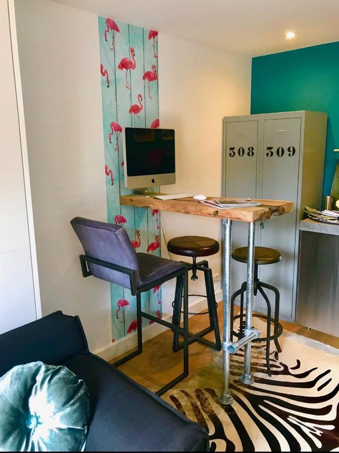 Boutique Hide & Seek, Bed & Beach Bed & Breakfast Хага Екстериор снимка