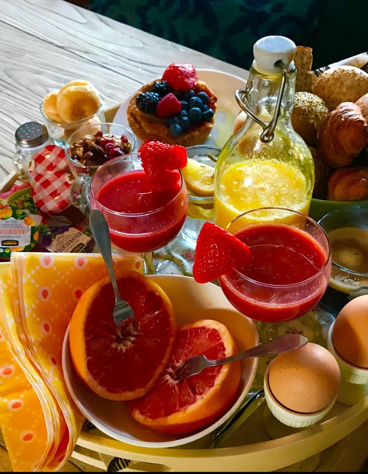 Boutique Hide & Seek, Bed & Beach Bed & Breakfast Хага Екстериор снимка